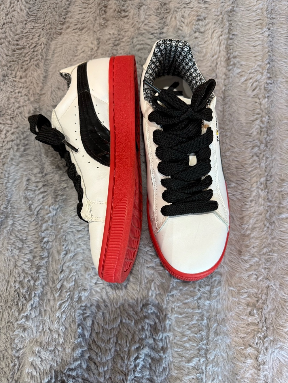 Puma Clyde c Yo! MTV Raps Sneakers